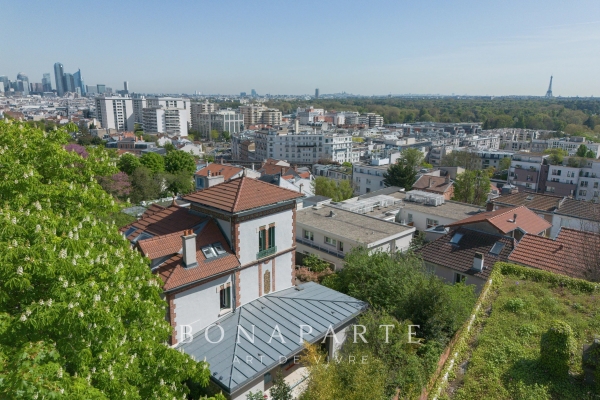 Maison de luxe à vendre à Suresnes, 1 750 000 €, Photo 1
