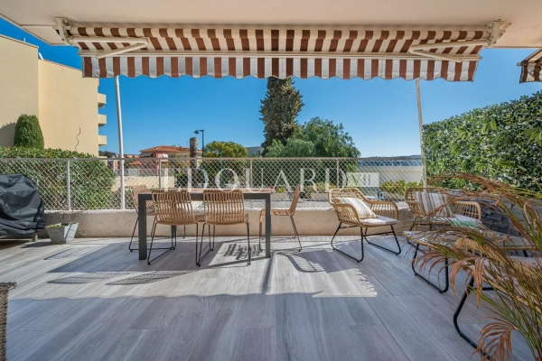 Luxury Apartment for sale in Villefranche-sur-Mer, 625 000 €, Photo 2