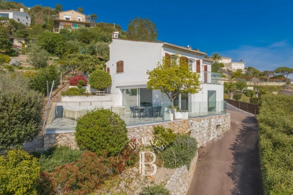 Maison de luxe à vendre à Mandelieu-la-Napoule, 2 200 000 €, Photo 2
