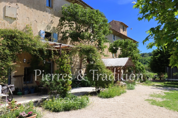 Maison de luxe à vendre à Apt, 2 000 000 €, Photo 3
