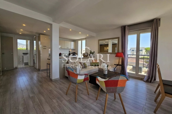 Appartement de luxe à vendre à Mandelieu-la-Napoule, 395 000 €, Photo 3