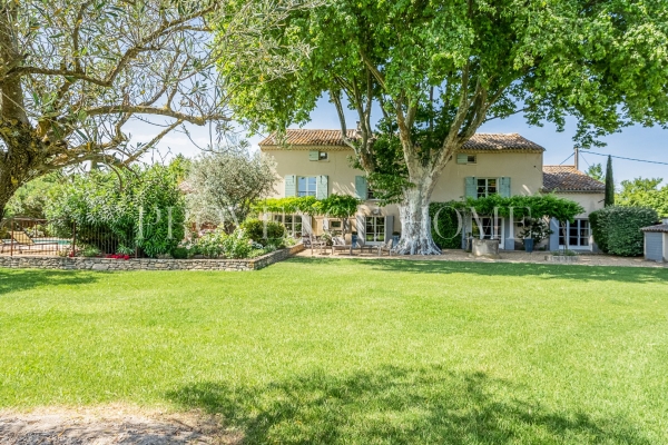 Luxury House for sale in L Isle-sur-La-Sorgue, 1 295 000 €, Photo 1