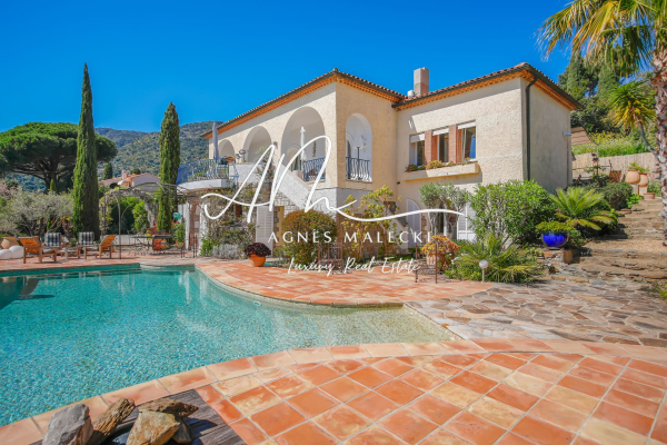 Maison de luxe à vendre à Le Lavandou, 3 250 000 €, Photo 1
