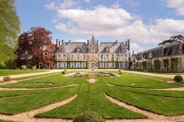 Luxury House for sale in Curzay-sur-Vonne, 10 300 000 €, Photo 4