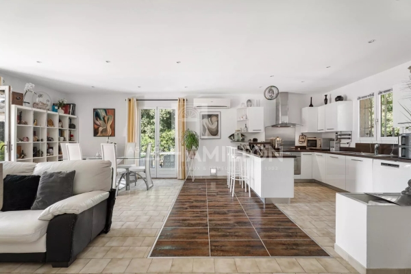 Maison de luxe à vendre à Biot, 799 000 €, Photo 4