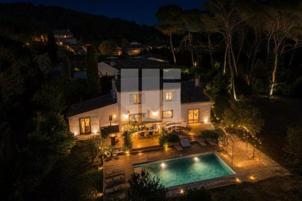 Maison de luxe à vendre à Mougins, 1 750 000 €, Photo 1