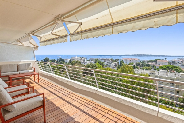 Appartement de luxe à vendre à Cannes, 1 690 000 €, Photo 1