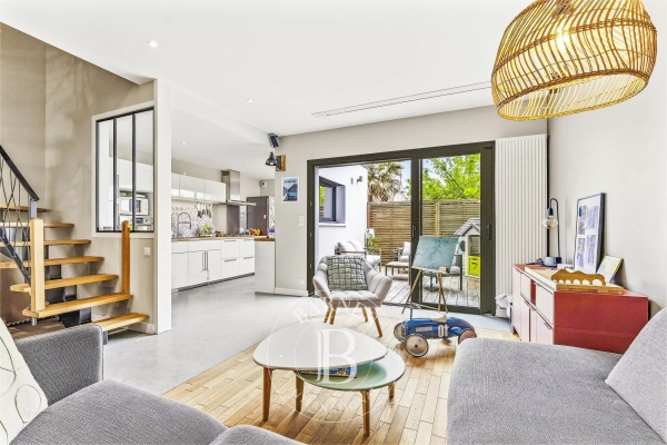Maison de luxe à vendre à Bordeaux, 720 000 €, Photo 1