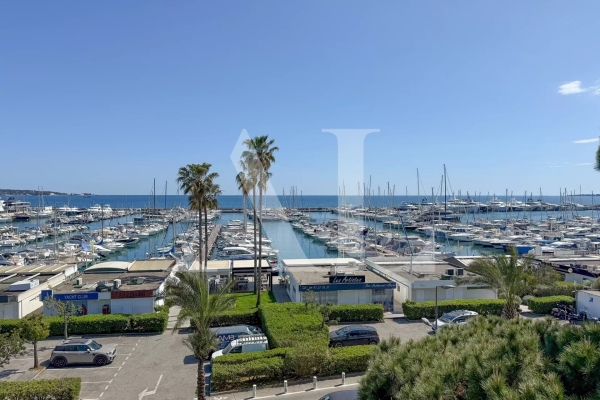 Appartement de luxe à vendre à Le Golfe Juan, 339 000 €, Photo 1
