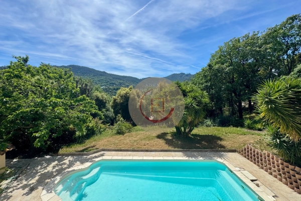 Maison de luxe à vendre à Les Adrets de l'Esterel, 649 000 €, Photo 2
