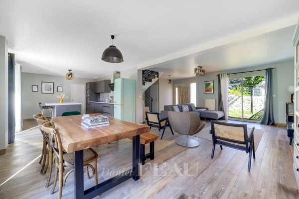 Maison de luxe à vendre à Fontenay-le-Fleury, 750 000 €, Photo 4