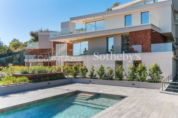 Luxury Apartment for sale in Mandelieu-la-Napoule, 925 000 €, Photo 1