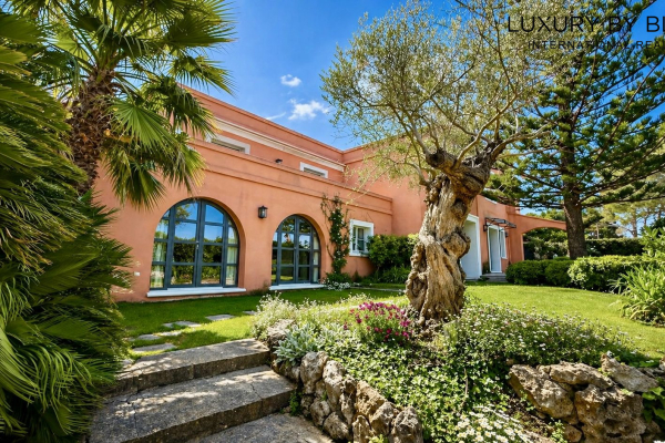 Luxury House for sale in Cannes, 2 100 000 €, Photo 1