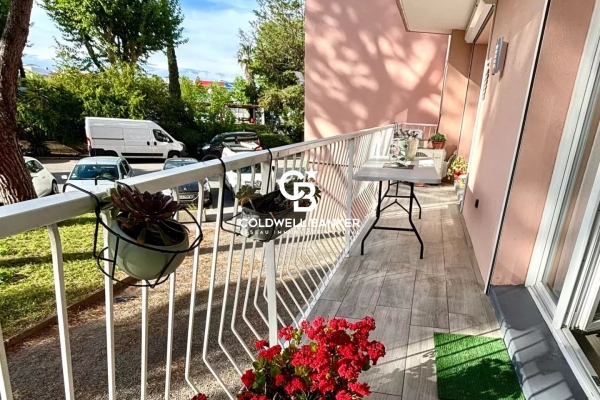 Luxury Apartment for sale in Saint-Raphaël, 280 000 €, Photo 1