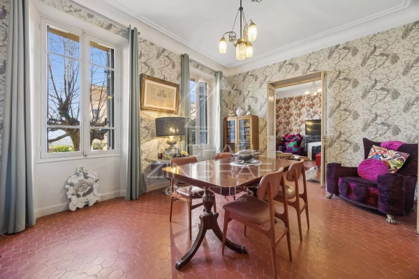 Maison de luxe à vendre à Grasse, 980 000 €, Photo 1