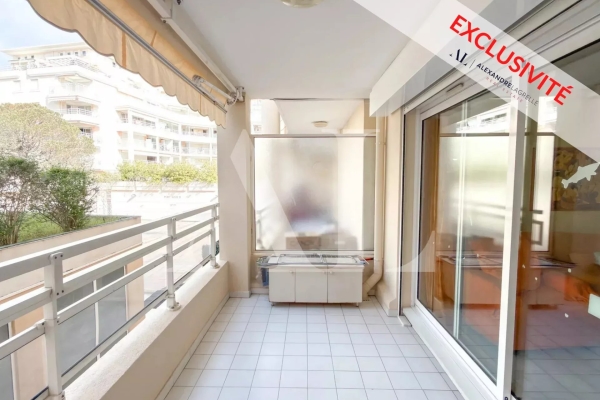 Appartement de luxe à vendre à Le Golfe Juan, 268 000 €, Photo 1
