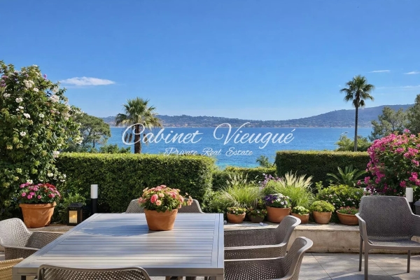 Luxury House for sale in Grimaud, 595 000 €, Photo 1