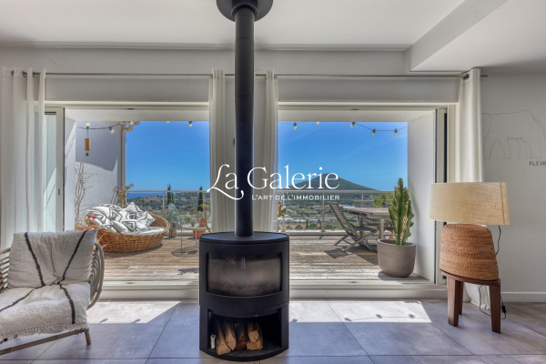 Appartement de luxe à vendre à Carqueiranne, 729 000 €, Photo 2