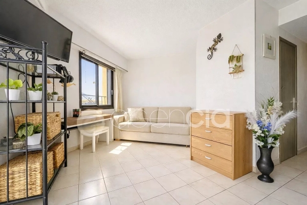 Appartement de luxe à vendre à Mandelieu-la-Napoule, 135 000 €, Photo 2