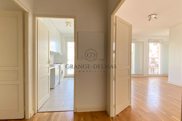 Appartement de luxe à vendre à Bordeaux, 299 000 €, Photo 3