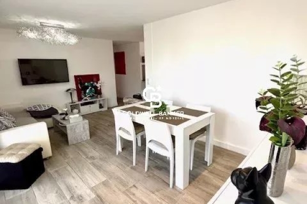 Appartement de luxe à vendre à Saint-Raphaël, 280 000 €, Photo 4