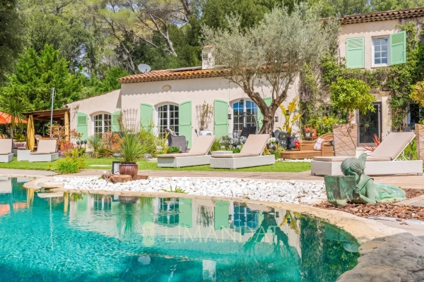 Maison de luxe à vendre à Roquefort-les-Pins, 1 699 000 €, Photo 4