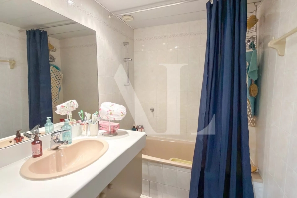 Appartement de luxe à vendre à Le Golfe Juan, 268 000 €, Photo 5