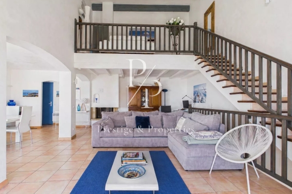 Maison de luxe à vendre à Saint-Raphaël, 1 650 000 €, Photo 5