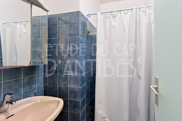 Luxury Apartment for sale in Antibes, 395 000 €, Photo 7