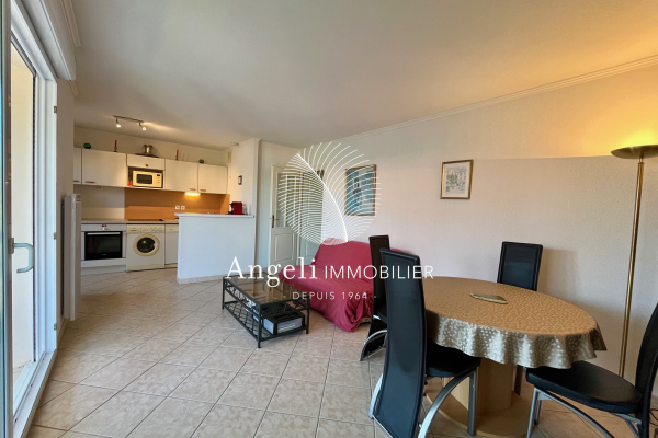 Appartement de luxe à vendre à Saint-Aygulf, 489 000 €, Photo 3