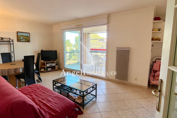 Appartement de luxe à vendre à Saint-Aygulf, 489 000 €, Photo 4