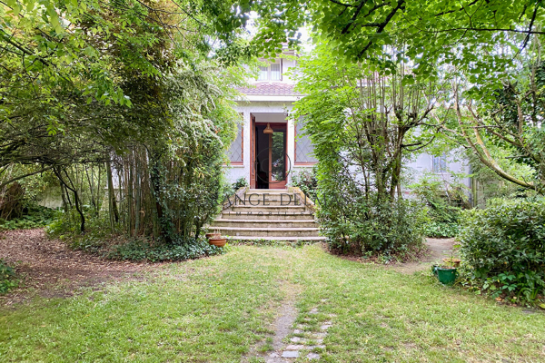 Maison de luxe à vendre à Bordeaux, 1 080 000 €