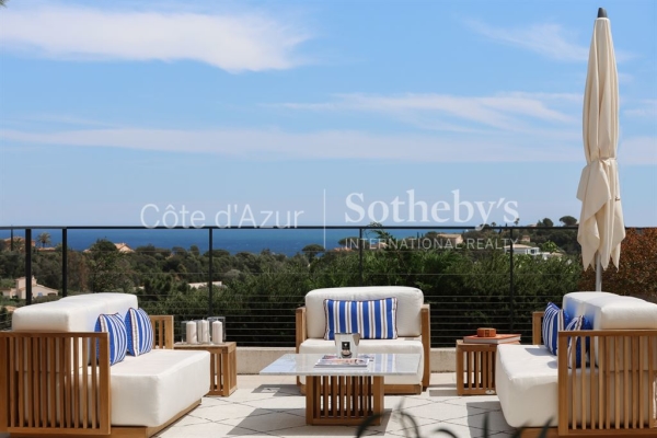Maison de luxe à vendre à Grimaud, 2 320 000 €, Photo 1