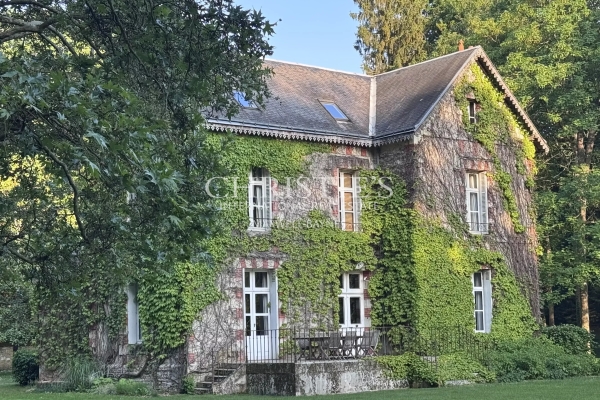 Maison de luxe à vendre à Richelieu, 1 430 000 €, Photo 1