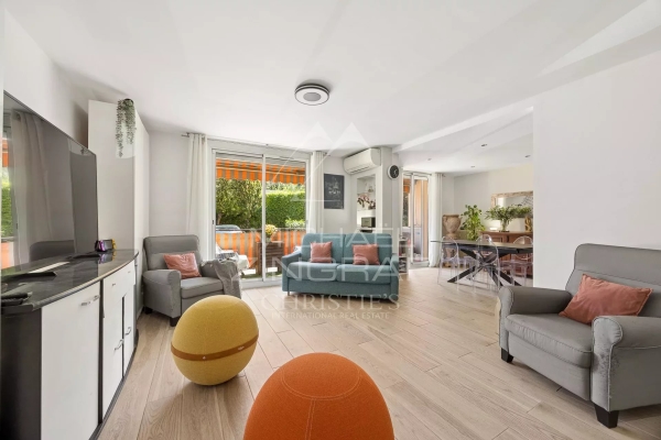 Appartement de luxe à vendre à Beaulieu-sur-Mer, 810 000 €, Photo 1