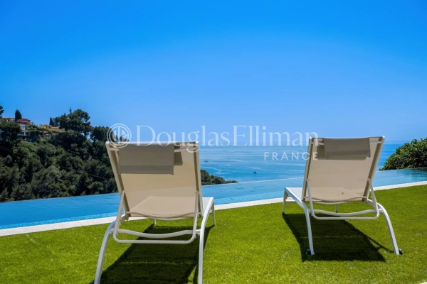 Luxury House for sale in Roquebrune-Cap-Martin, 4 250 000 €, Photo 1