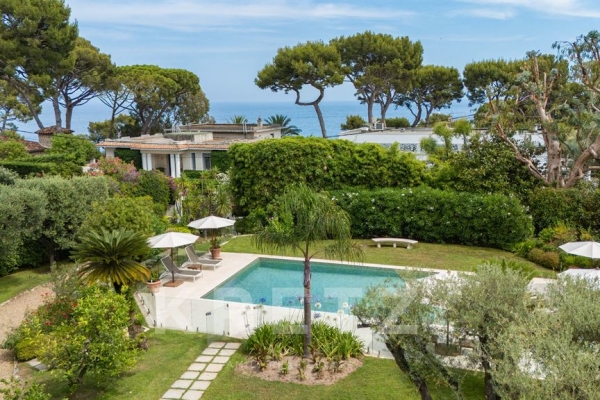 Luxury House for sale in Cap d'Antibes, 4 500 000 €, Photo 2