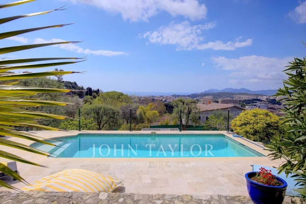 Maison de luxe à vendre à Mougins, 1 590 000 €, Photo 2