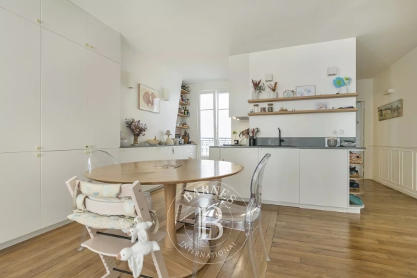 Luxury Apartment for sale in Paris 11Ème, 830 000 €, Photo 4