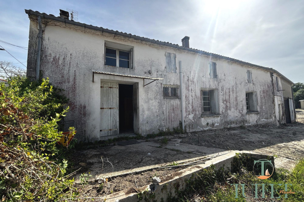 Maison de luxe à vendre à Breuillet, 185 000 €, Photo 1