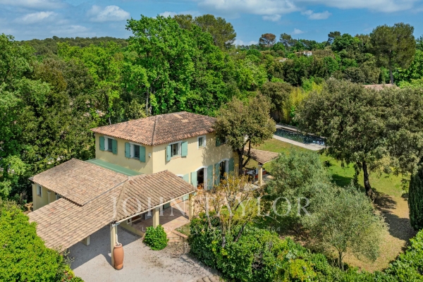 Maison de luxe à vendre à Valbonne, 1 350 000 €, Photo 1