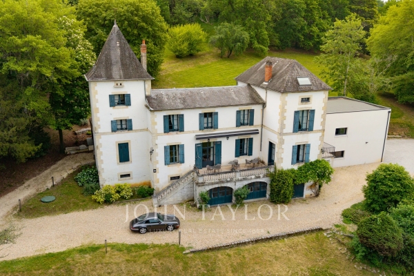 Maison de luxe à vendre à Périgueux, 2 544 000 €, Photo 1