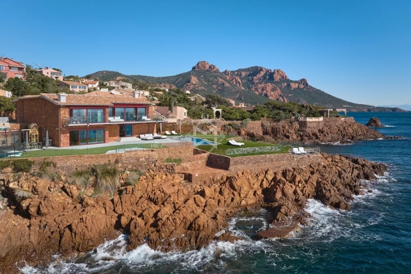 Luxury House for sale in Agay, 7 700 000 €, Photo 1