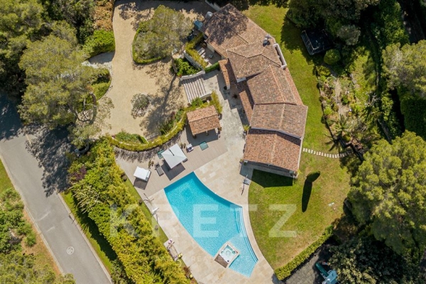 Luxury House for sale in Mougins, 3 650 000 €, Photo 2