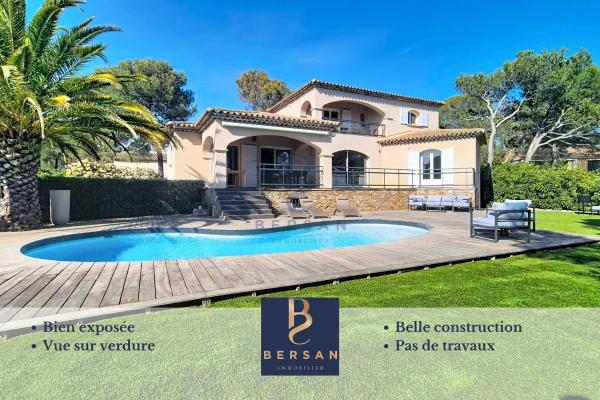 Maison de luxe à vendre à Saint-Raphaël, 975 000 €, Photo 1