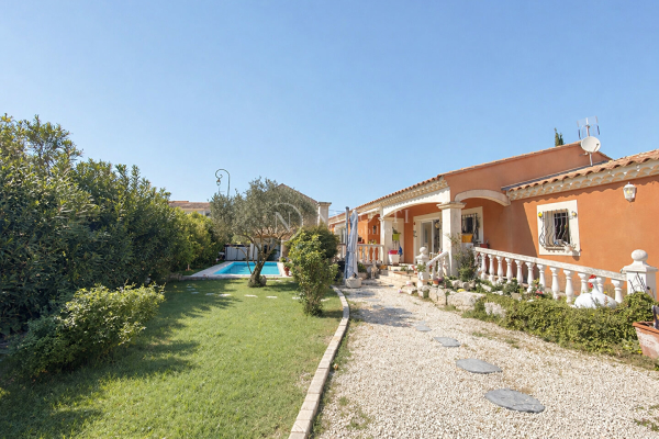 Maison de luxe à vendre à Taillades, 439 000 €, Photo 1