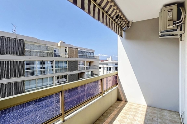 Appartement de luxe à vendre à Cannes, 1 150 000 €, Photo 1