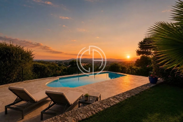 Maison de luxe à vendre à Mougins, 1 590 000 €, Photo 1