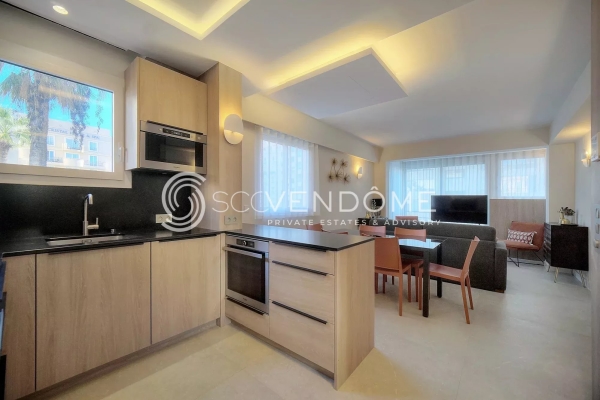 Luxury Apartment for sale in Cannes, 800 000 €, Photo 2