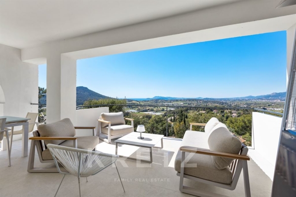 Maison de luxe à vendre à Carqueiranne, 1 890 000 €, Photo 3